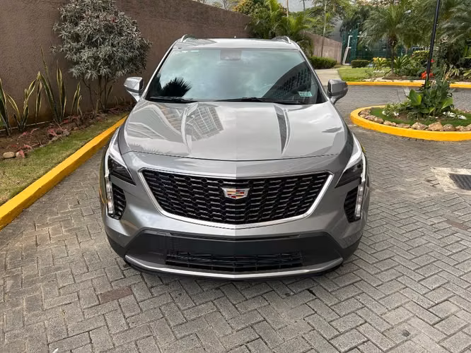Cadillac XT4 2023 Turbo – Solo 14,447 km – Como nueva