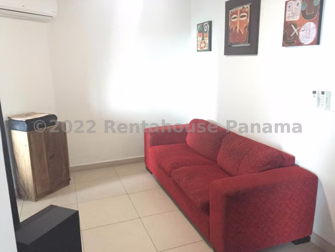 Apartamento en venta con vista al mar en Costa del Este YM