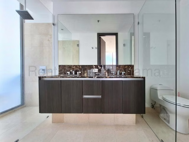 alquilo apartamento amoblado en punta pacifica OF 26-6128