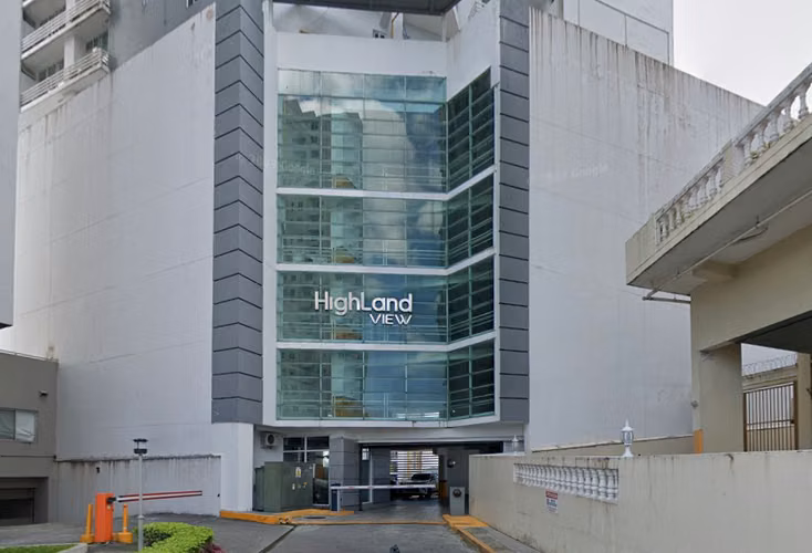 Sell Penthouse in PH Highland View with 50% discount