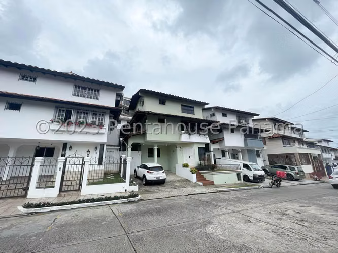 House for sale in Hato Pintado EH