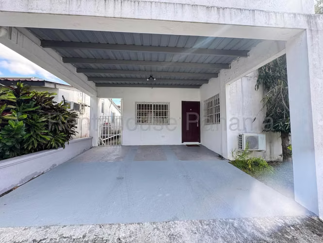 House for sale in Betania EH