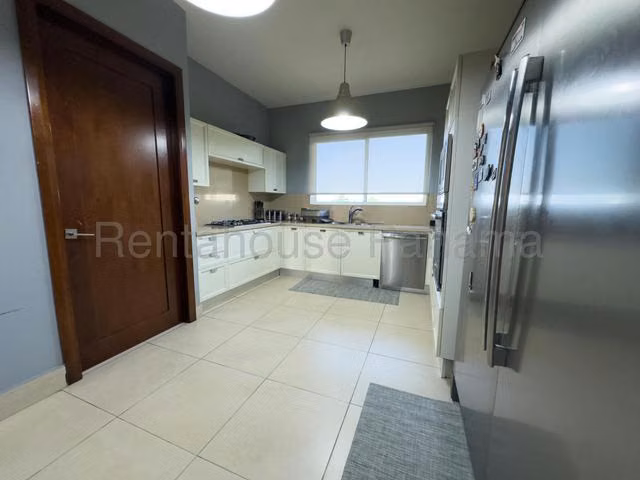 Apartamento en Venta en Santa Maria  JG