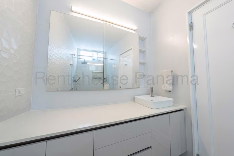 Venta de Apartamento en Punta Pacifica Ph Peninsula Mts2: 334 PD