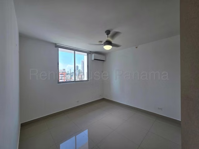 alquilo apartamento en via argentina OF 26-6069