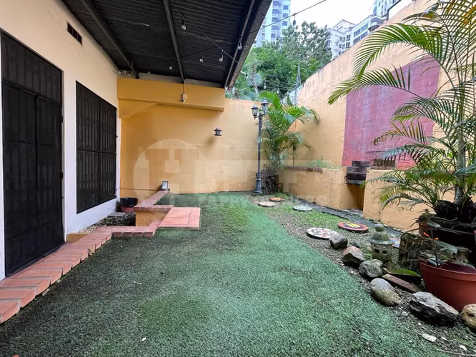 Venta de casa en Hato Pintado
