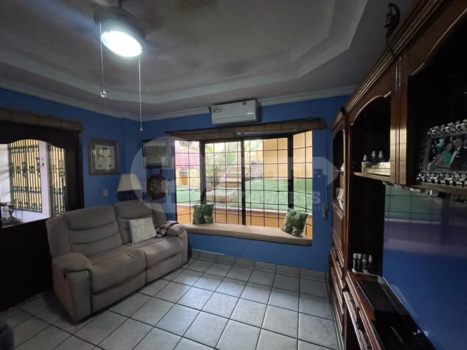 Venta de casa en Hato Pintado