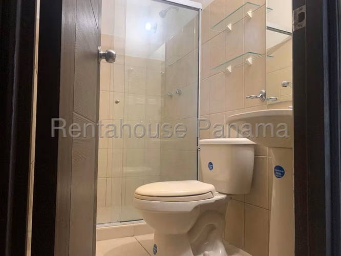 Alquiler de casa de 200m² en Chorrera 26JS3033