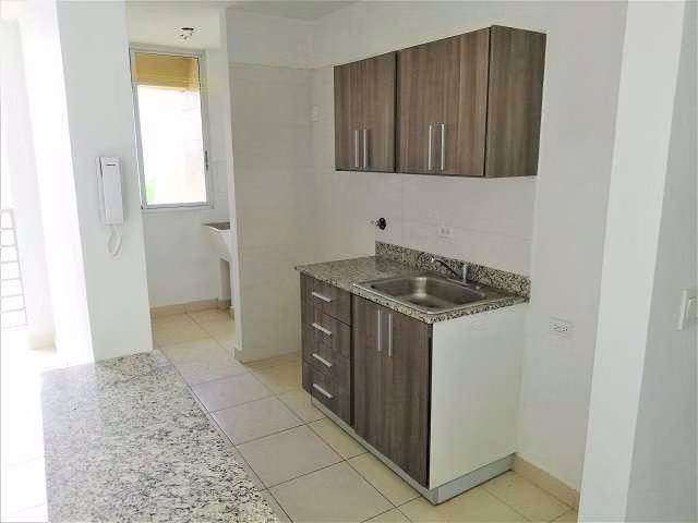 Se vende apartamento en Arraiján con acceso directo a la autopista - Imagen 5
