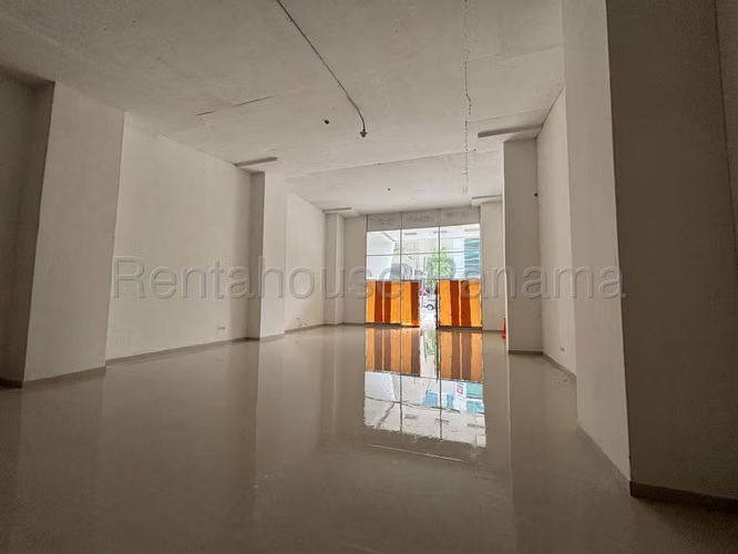 Alquiler de local comercial de 315m² en Calle 50 25JS9994 - Imagen 4