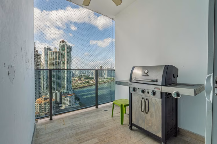 Se Vende | Apartamento 2 Recamaras | Amueblado | | PH Grand Tower - Punta Pacífica