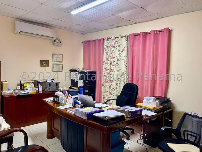 Galera en venta en Vía Centenario YM