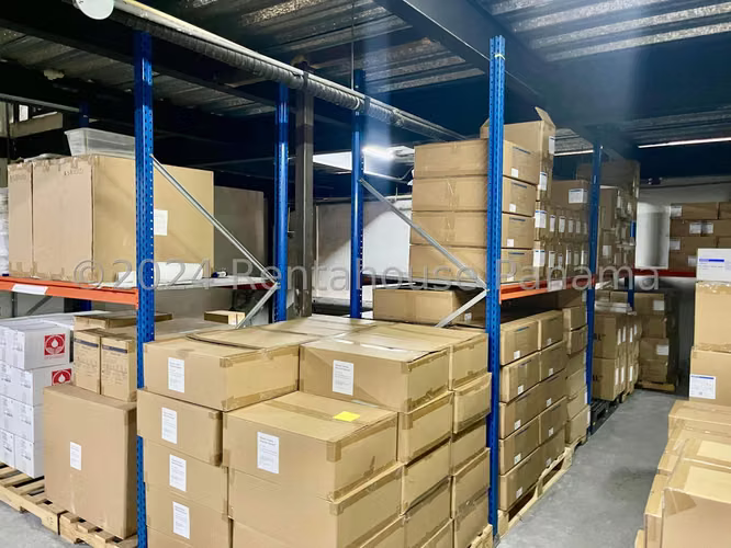Galera en venta en Vía Centenario YM