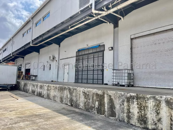 Galera en venta en Vía Centenario YM