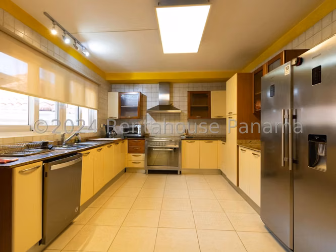 Casa en venta en Camino de Cruces YM