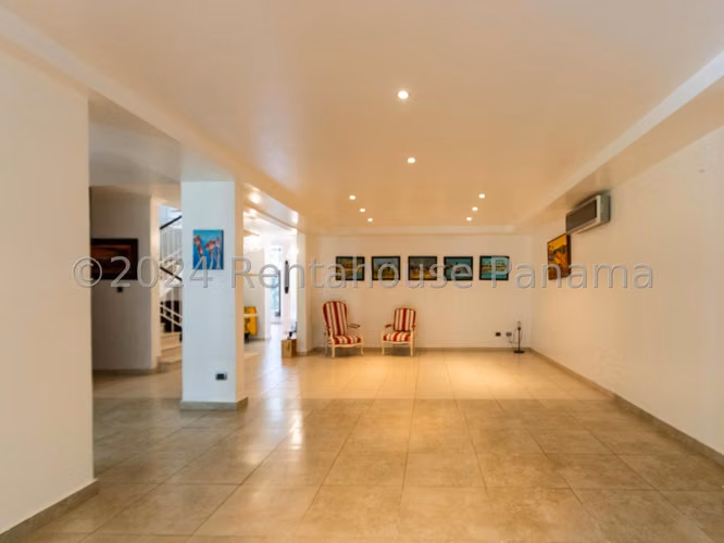 Casa en venta en Camino de Cruces YM