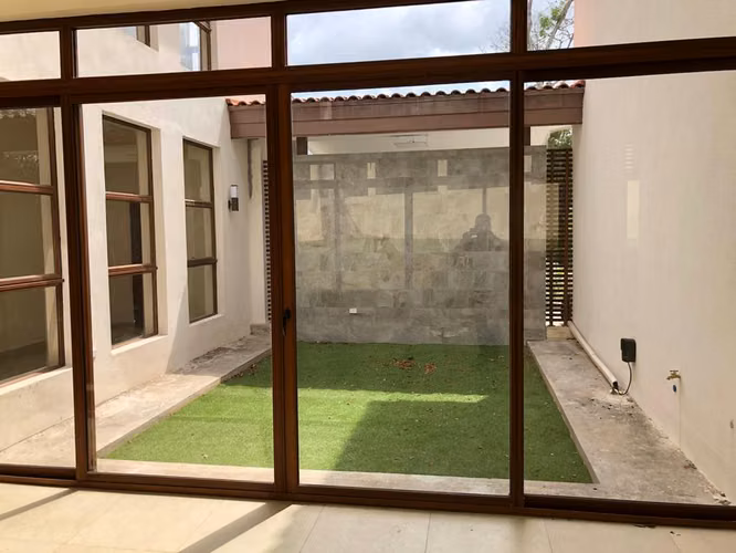 Casa en venta en Clayton YM