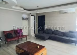 Venta de Apartamento con 187m2 en San Francisco PH Tao Tower 26-4763SR
