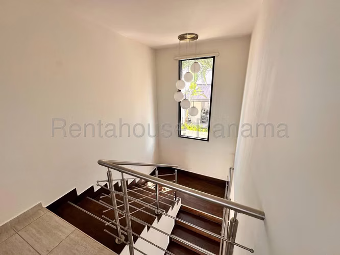  CASA EN VENTA EN PANAMÁ PACÍFICO BDP