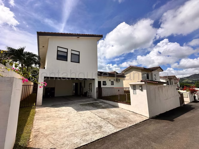  CASA EN VENTA EN PANAMÁ PACÍFICO BDP