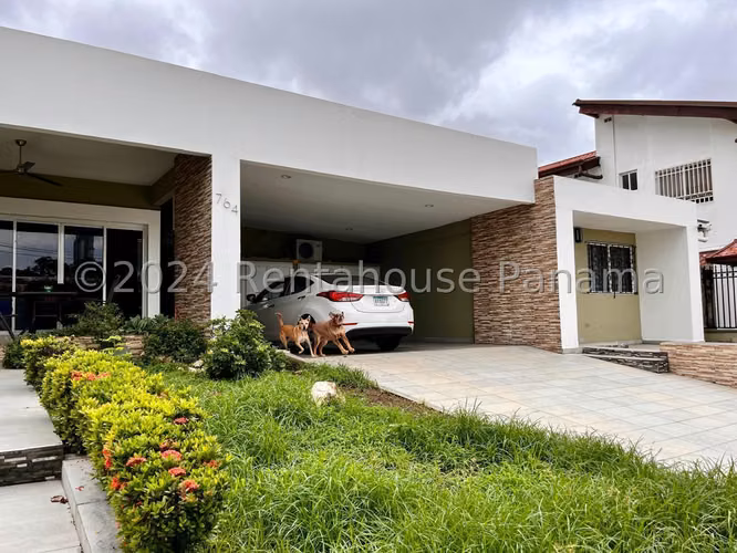 CASA EN VENTA EN BETANIA BDP