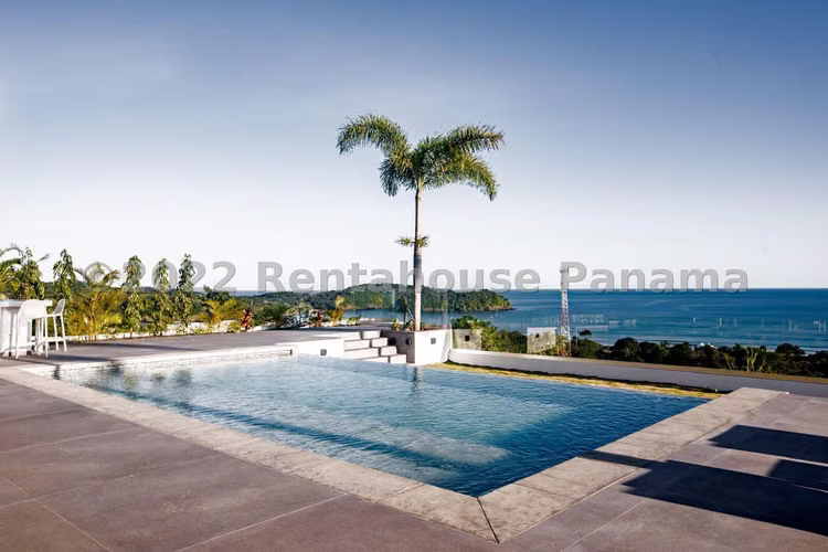  CASA EN VENTA EN PLAYA VENAO BDP