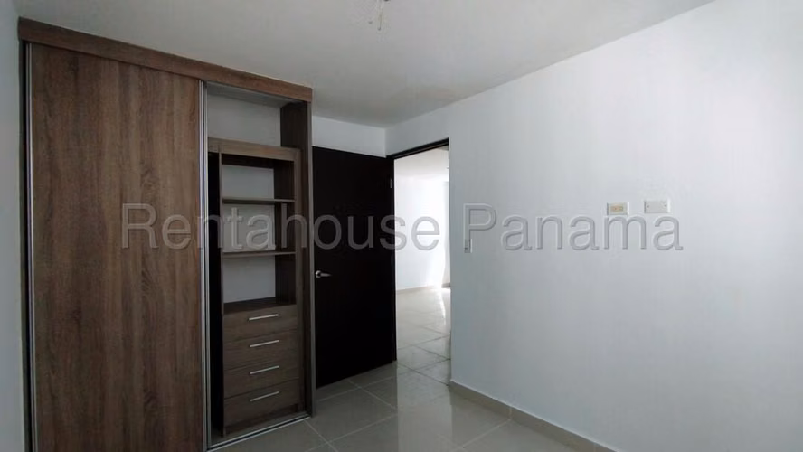 Apartamento en Venta en Condado del Rey JG