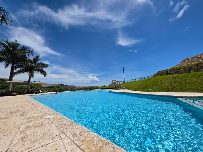 Venta de casa en PH Gardenias – Golf Garden, Brisas del Golf