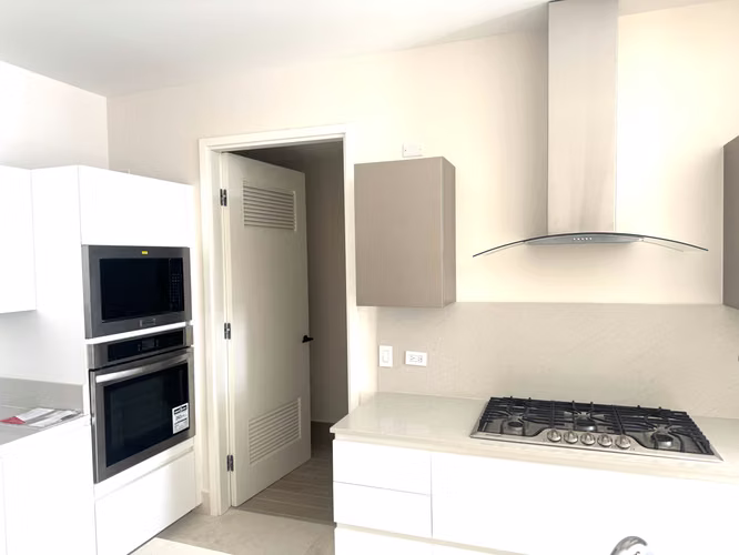 se vende apartamento en Ocean Reef Casa del Mar