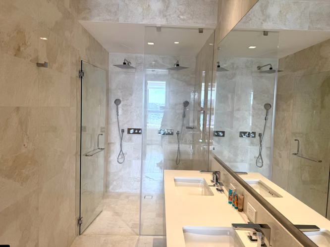 se vende apartamento en Ocean Reef Casa del Mar