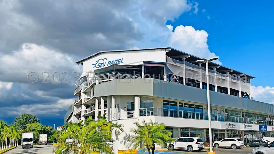 Commercial Space for Rent in Costa Sur AK