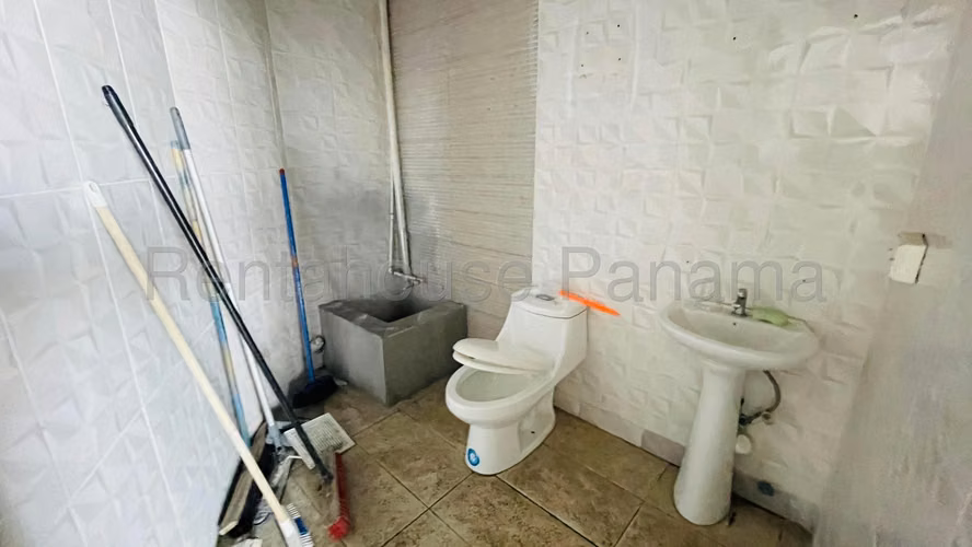 Alquiler de local comercial en Ricardo J Alfaro AK