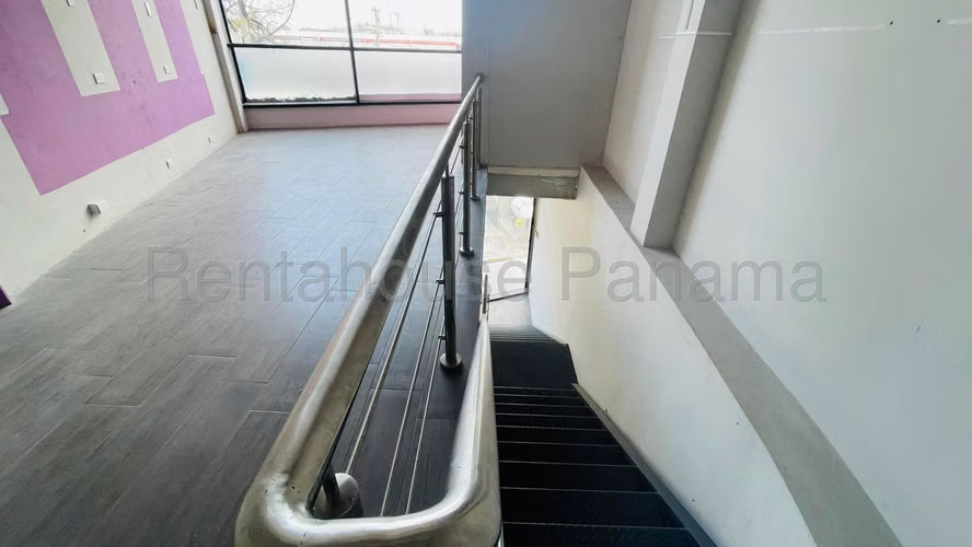 Alquiler de local comercial en Ricardo J Alfaro AK