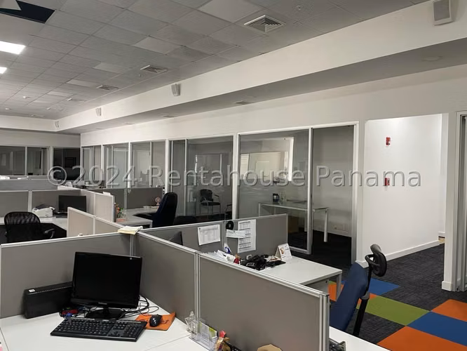 Alquiler de oficina en Costa Sur AK