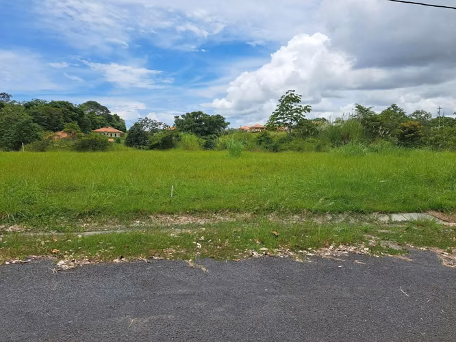 OPORTUNIDAD DE INVERSION EN RODEO VIEJO COUNTRY - LOTE DE 550 m2 - RM