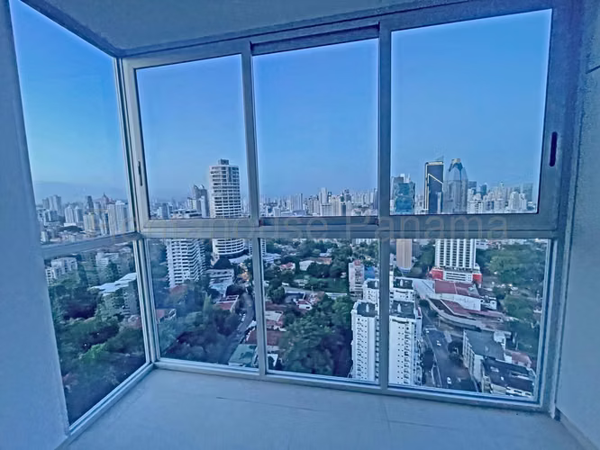 Venta de apartamento en La Cresta AK