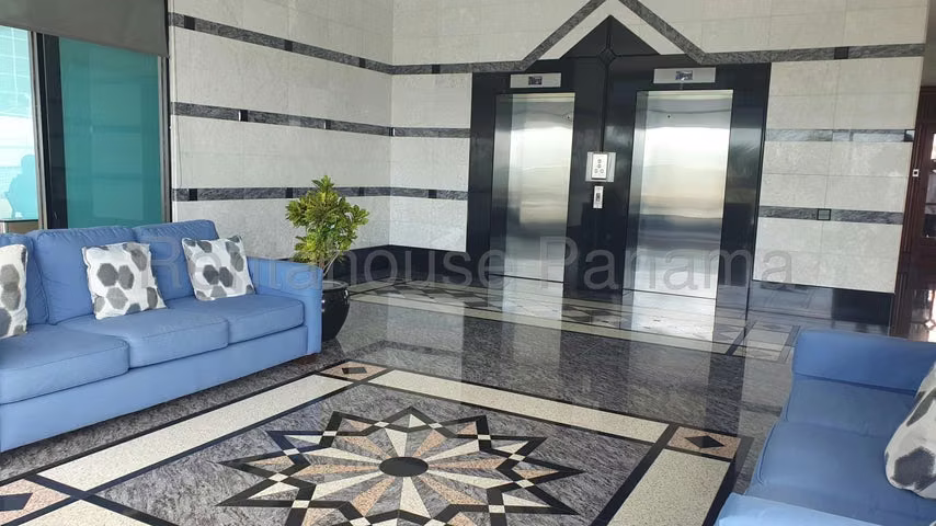 Venta PH Coastal Tower JM
