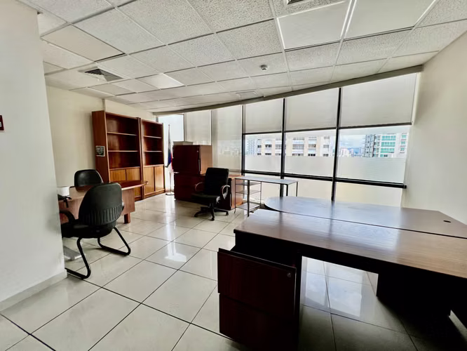 Torre Generali Alquilo Oficina Amoblada en Obarrio Zona Bancaria Panamá