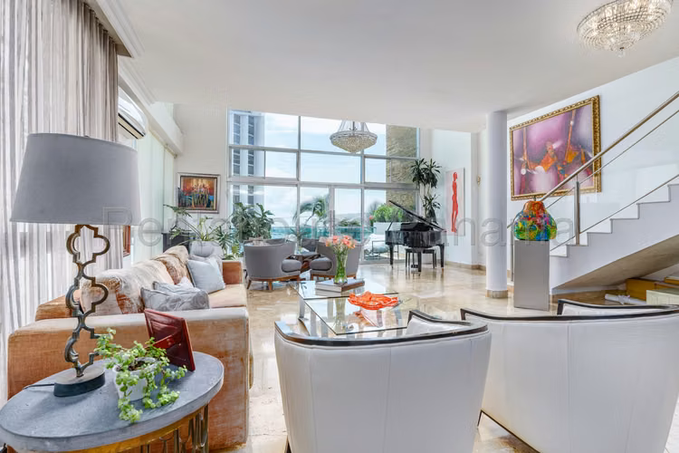 APARTMENT FOR SALE IN SAN FRANCISCO HQ