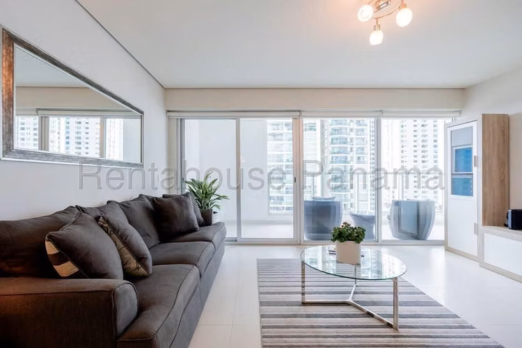 Se Vende Apartamento en Costa del Este LA26-5817
