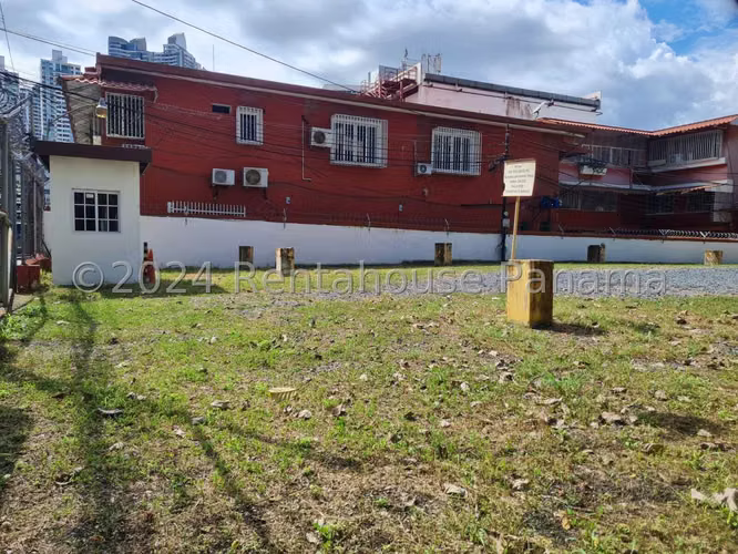 Venta de terreno en Obarrio AK