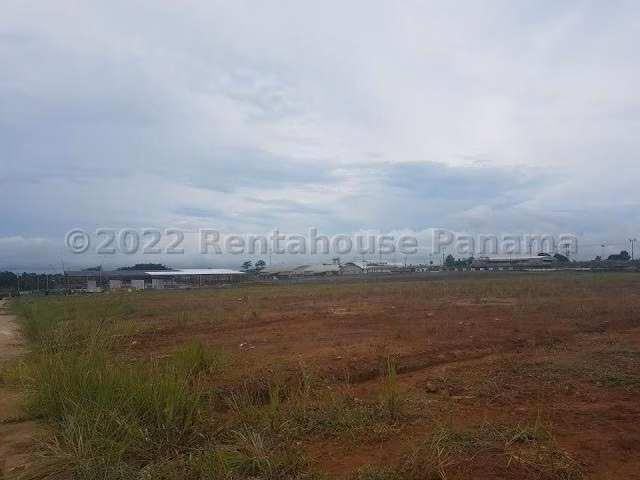 Venta de lotes para la construcción de galeras Mañanitas AK