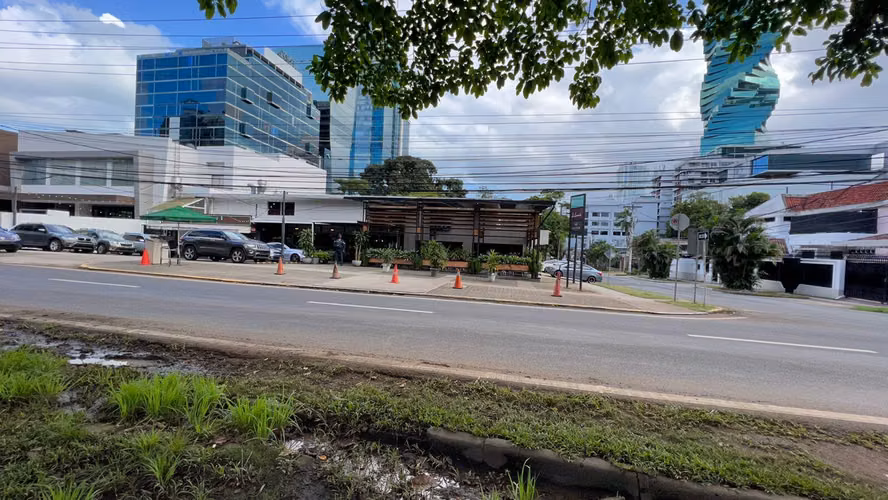 Venta de terreno en Obarrio AK