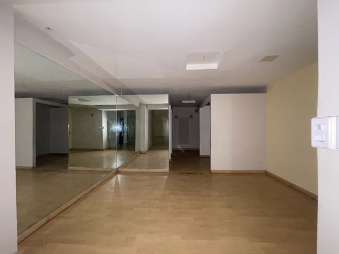 ALQUILER DE LOCAL COMERCIAL - Imagen 8