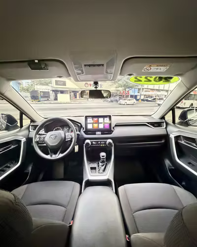 TOYOTA RAV4 2022 POCOS KMS