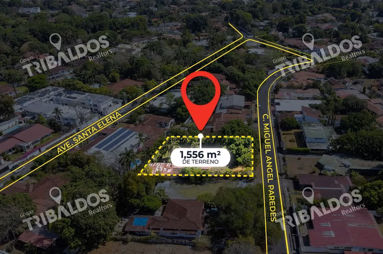 Terreno de 1,556m² en Altos del Golf con casa colonial para restaurar - Imagen 7