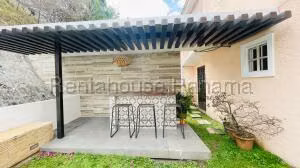Venta de Casa con 768m2 en Altos de Panama PH Fuente Del Fresno 26-6164SR