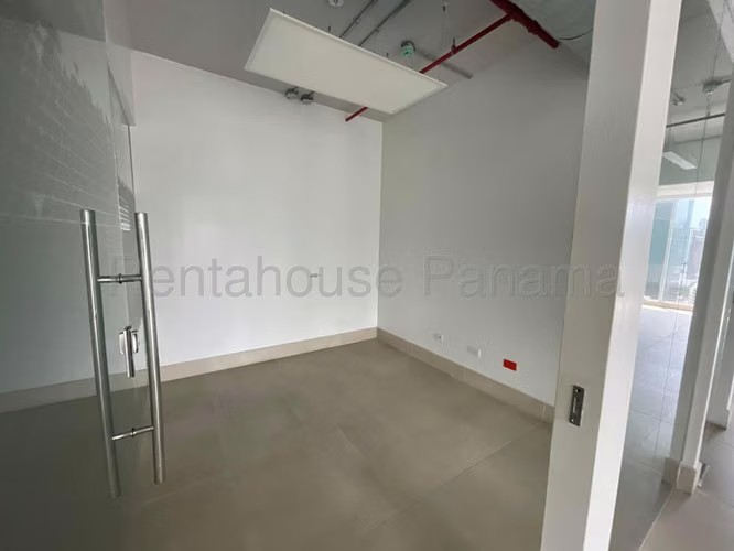 Oficina Comercial en Venta en Obarrio JG