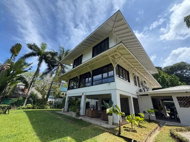 Casa Cerro Ancon