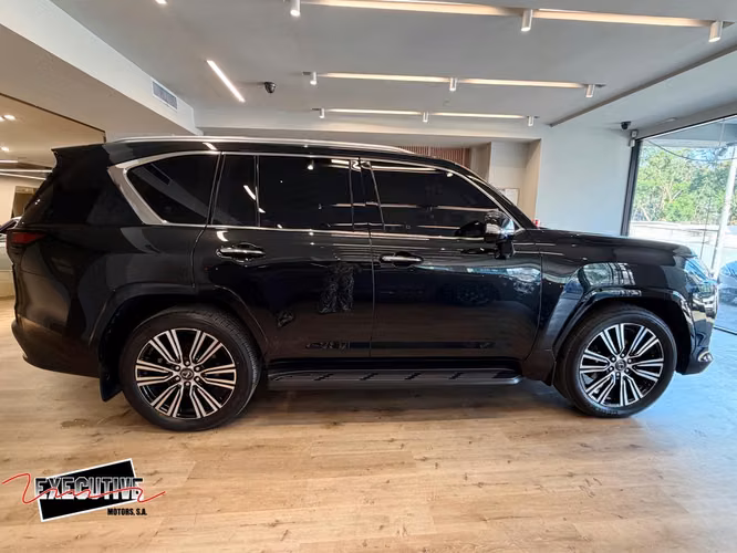 LEXUS LX600 AÑO 2026